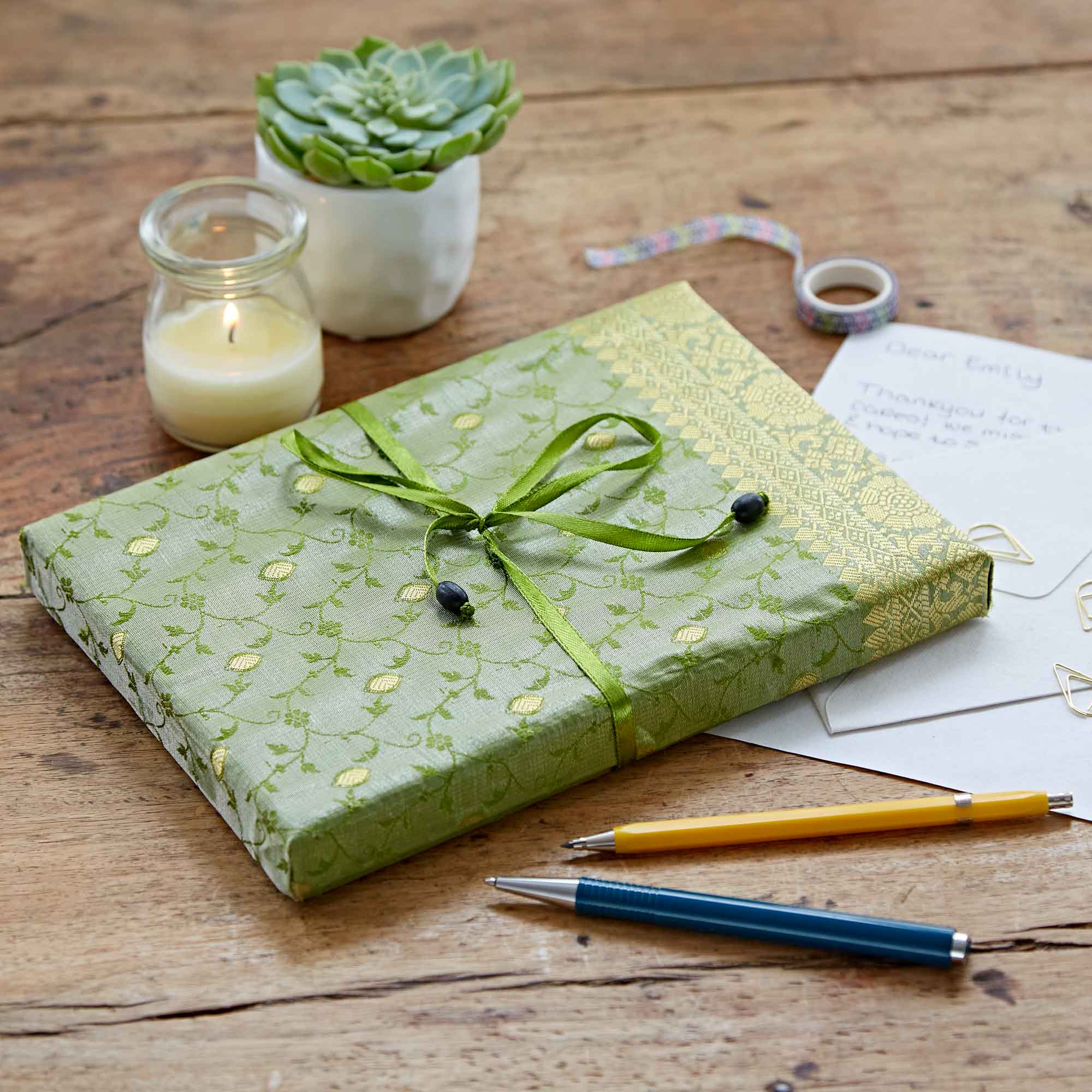 Green Sari Writing Set