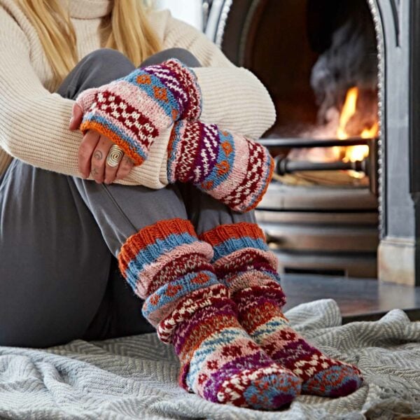 Woollen Fairisle Handwarmer Gloves and Socks Set - Image 6