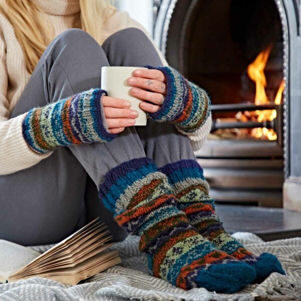 Woollen Fairisle Handwarmer Gloves and Socks Set - Image 7