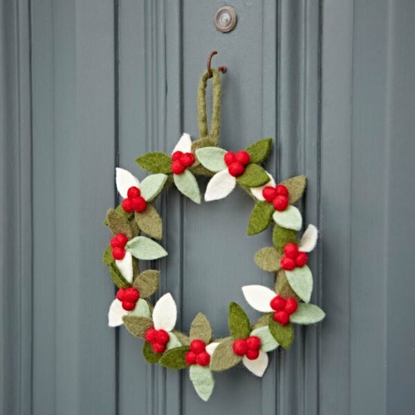 Felt Berry Christmas Wreath - Image 3