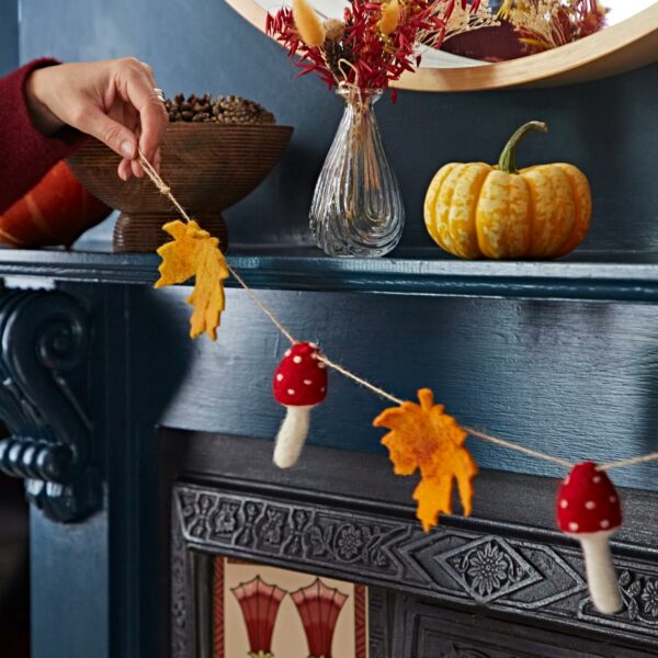 Felt Autumn Leaf and Mushroom Garland - Image 3
